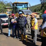 Menembus Isolasi Seko: Bupati Luwu Utara Kawal Proyek Jalan Rp68 Miliar