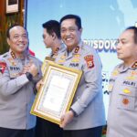 Kapolda Sulsel terima Penghargaan IKPA T.A 2025 Peringkat I dari Kapolri, wujud komitmen pengelolaan anggaran yang profesional dan akuntabel