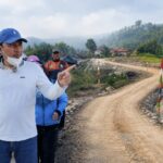 Meriahkan HUT ke-81 RI di Rongkong, Bupati Andi Rahim Jajal Jalan Baru 16 Km yang Dibangun Tanpa APBD
